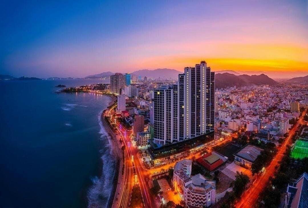 דירות נה טראנג Scenia Bay Oceanfront By Housing מראה חיצוני תמונה