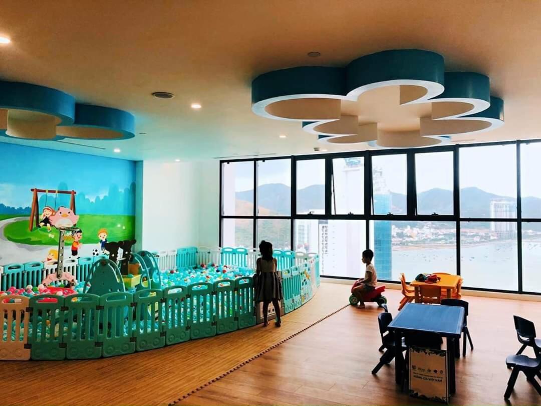 דירות נה טראנג Scenia Bay Oceanfront By Housing מראה חיצוני תמונה